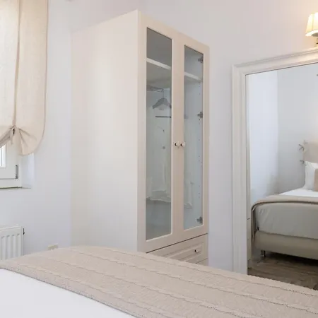 Geronti Moscha * Apollonía